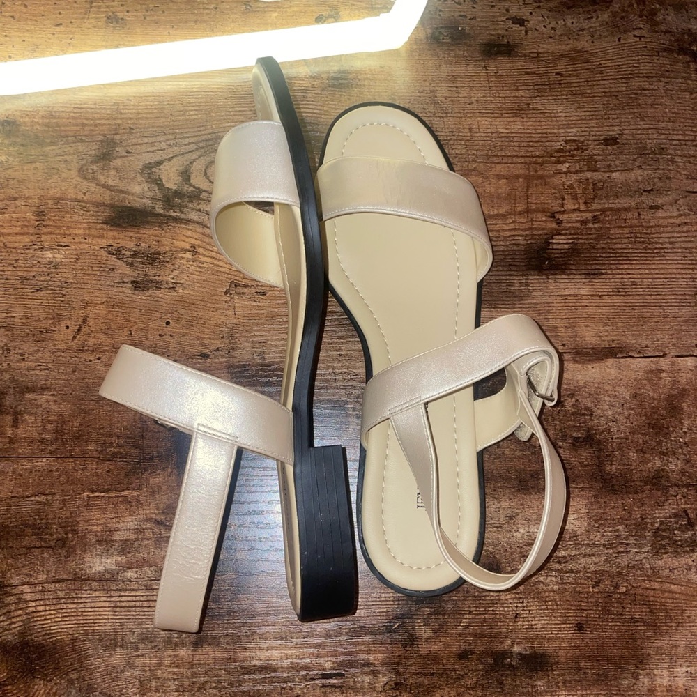 Like New Jennifer Moore Gold Sandals with Small Black Block Heel